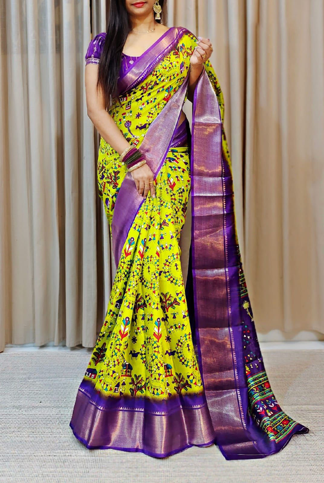 Engrossing Perrot Digital Printed Soft Silk Saree With Hypnotic Blouse Piece