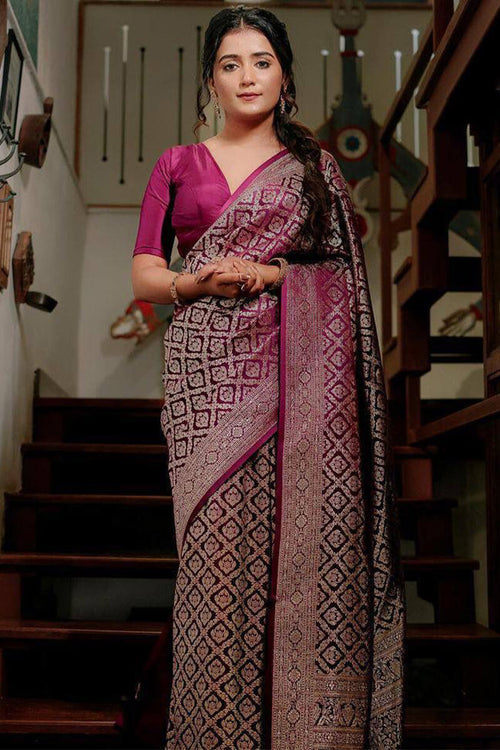 Load image into Gallery viewer, Smart Wine Soft Silk Saree With Flameboyant Blouse Piece
