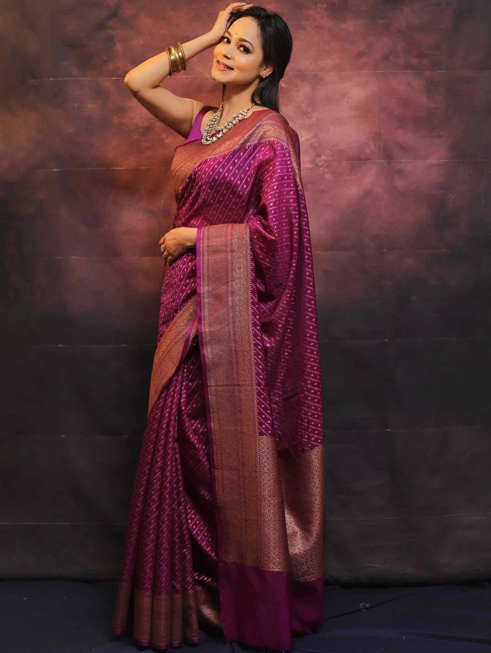 Innovative Purple Soft Silk Saree With Jazzy Blouse Piece