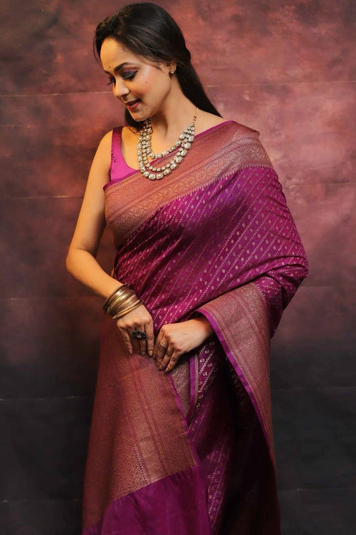 Load image into Gallery viewer, Innovative Purple Soft Silk Saree With Jazzy Blouse Piece
