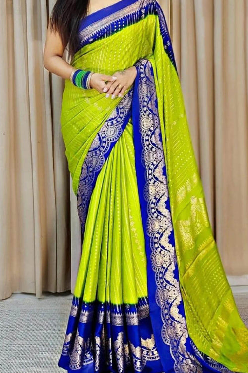 Load image into Gallery viewer, Winsome Mehndi Digital Printed Chiffon Saree With Sonorous Blouse Piece
