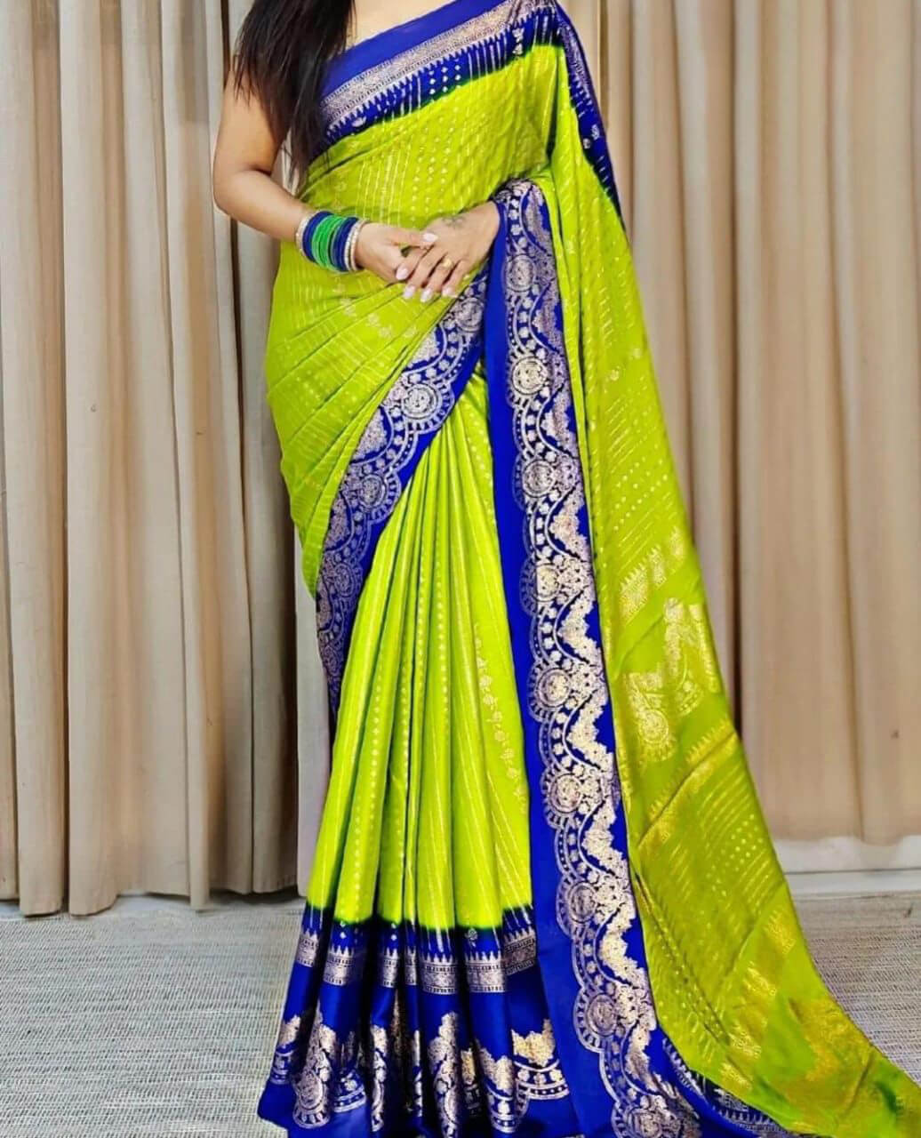 Winsome Mehndi Digital Printed Chiffon Saree With Sonorous Blouse Piece