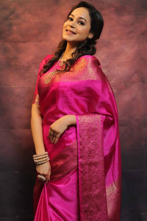 Load image into Gallery viewer, Mesmeric Dark Pink Soft Silk Saree With Fairytale Blouse Piece
