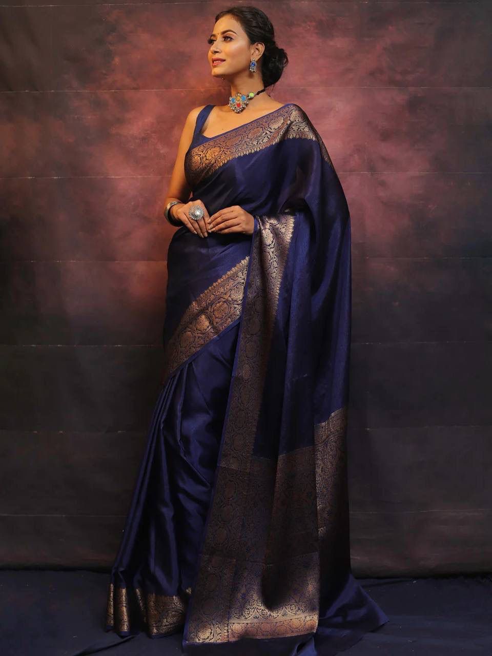 Gossamer Navy Blue Soft Silk Saree With Nemesis Blouse Piece