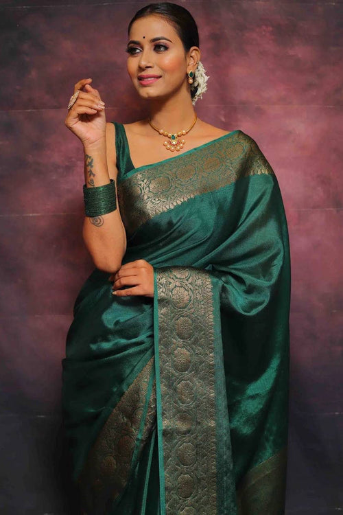 Load image into Gallery viewer, Sumptuous Rama Soft Silk Saree With Felicitous Blouse Piece
