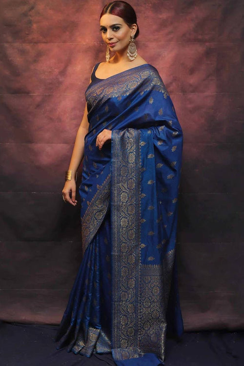 Load image into Gallery viewer, Precious Blue Soft Silk Saree With Flamboyant Blouse Piece
