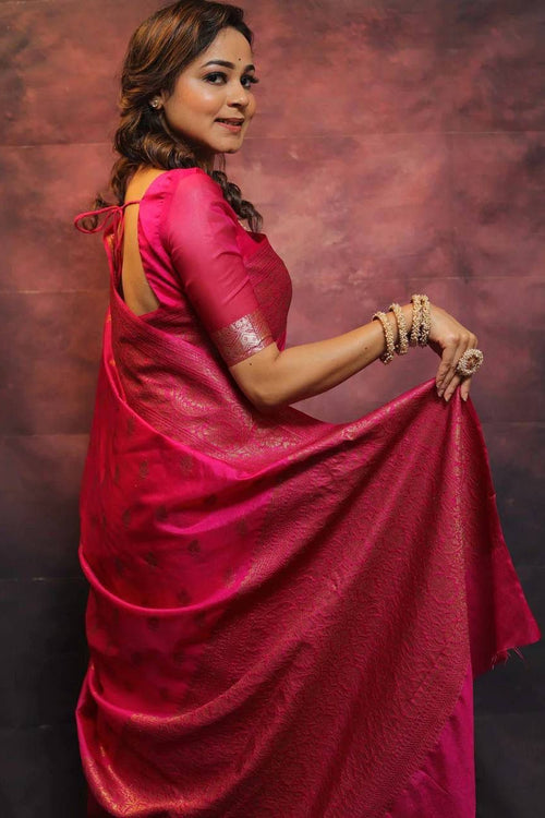 Load image into Gallery viewer, Jazzy Dark Pink Soft Silk Saree With Appealing Blouse Piece
