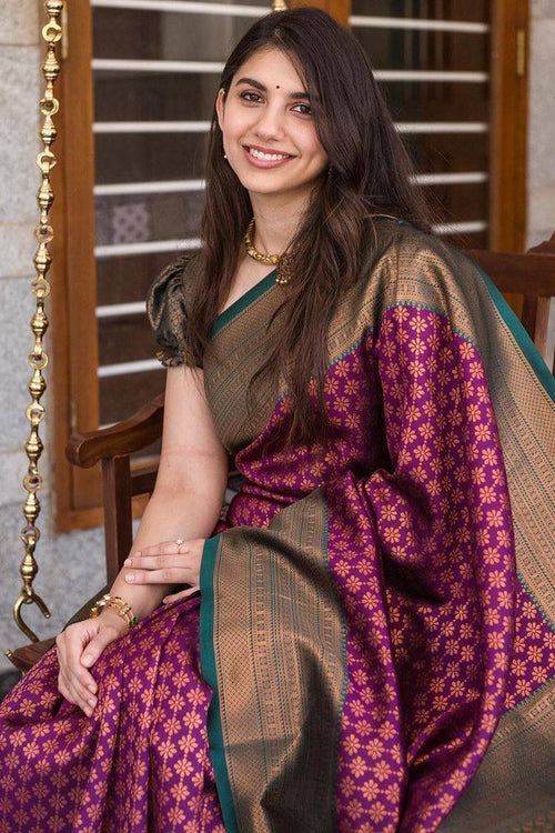 Load image into Gallery viewer, Flattering Purple Soft Silk Saree With Deserving Blouse Piece
