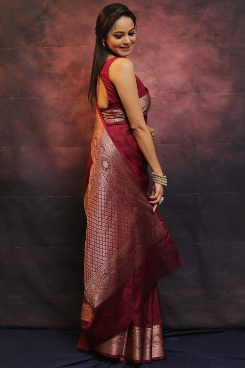 Load image into Gallery viewer, Engrossing Maroon Soft Silk Saree With Inspiring Blouse Piece
