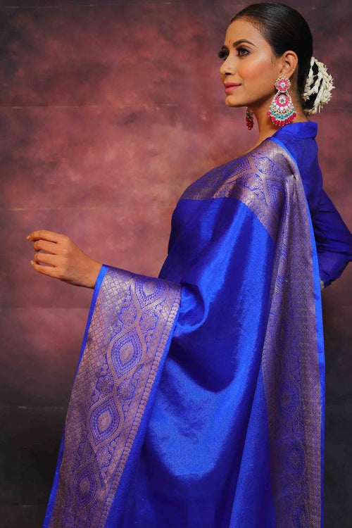 Load image into Gallery viewer, Elegant Royal Blue Soft Silk Saree With Surpassing Blouse Piece
