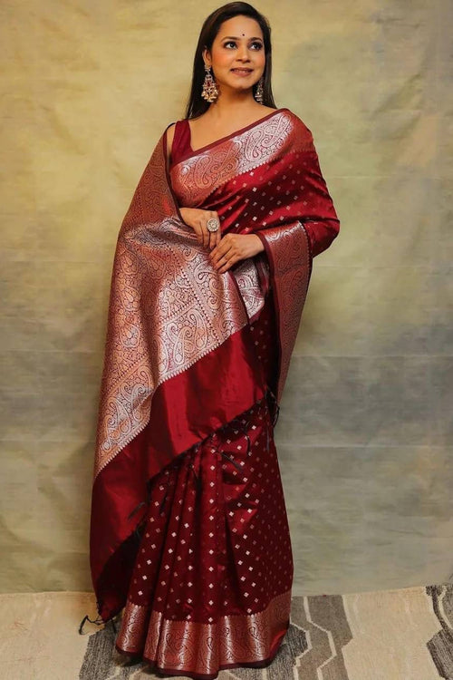 Load image into Gallery viewer, Twirling Maroon Soft Silk Saree With Surpassing Blouse Piece
