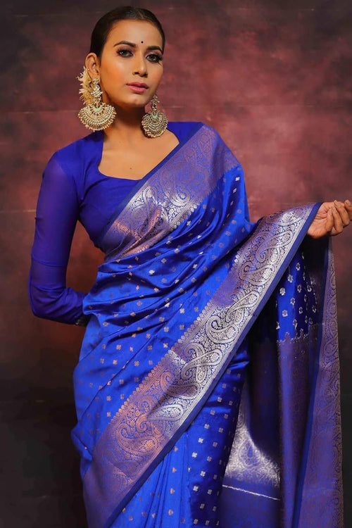 Load image into Gallery viewer, Eloquence Royal Blue Soft Silk Saree With Seraglio Blouse Piece
