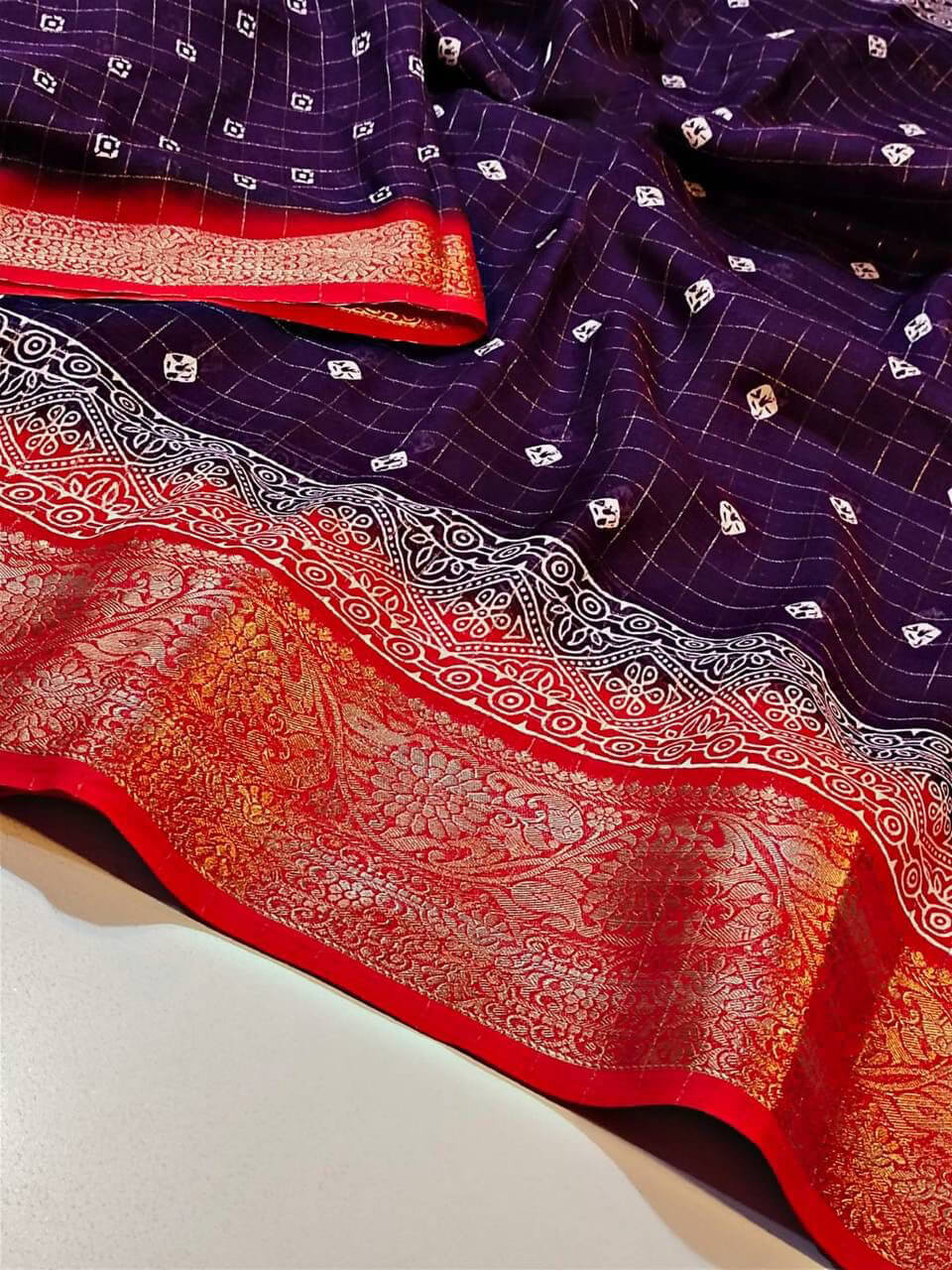 Devastating Purple Digital Printed Dola Silk Saree With Palimpsest Blouse Piece