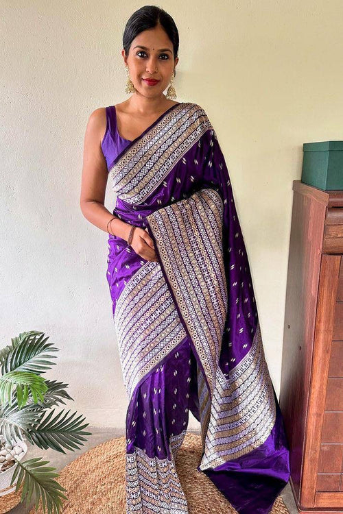 Load image into Gallery viewer, Exquisite Purple Soft Silk Saree With Eclat Blouse Piece
