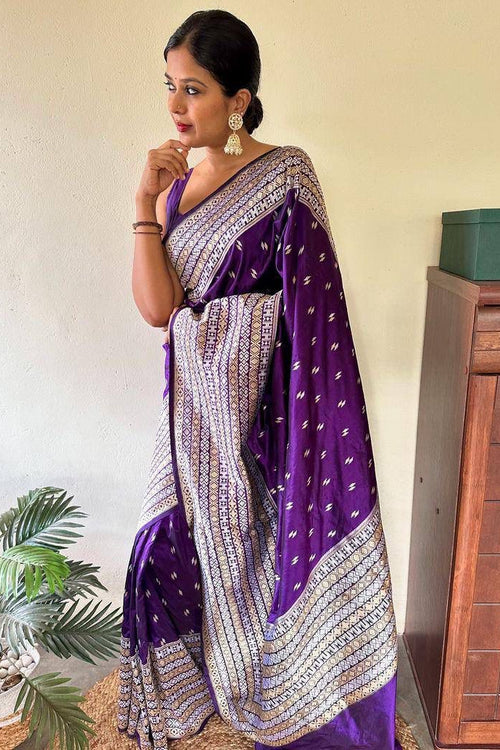 Load image into Gallery viewer, Exquisite Purple Soft Silk Saree With Eclat Blouse Piece
