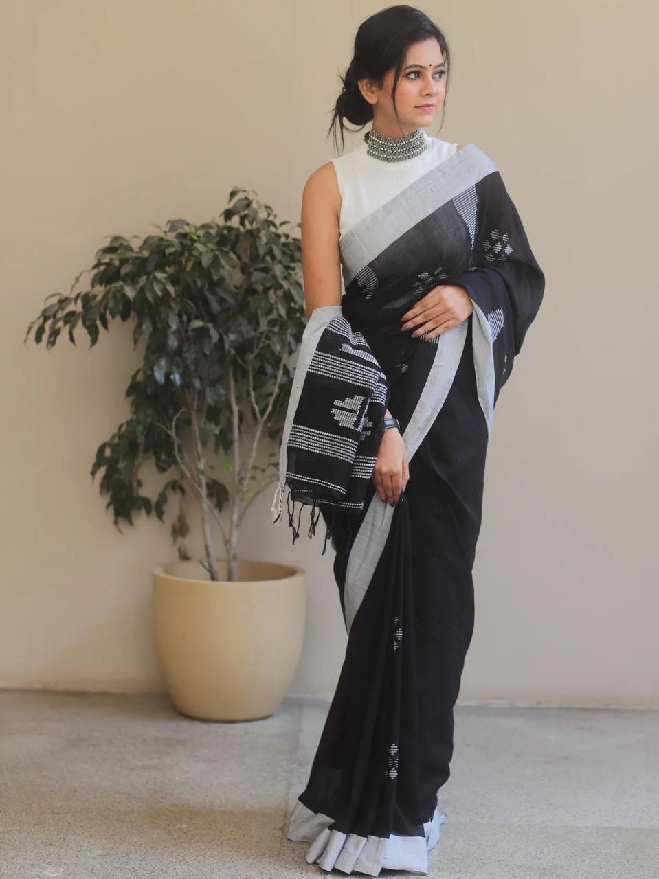 Petrichor Black Cotton Silk Saree With Traditional Blouse Piece