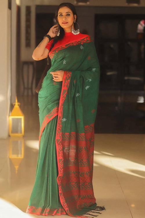 Load image into Gallery viewer, Proficient Green Cotton Silk Saree With Gratifying Blouse Piece
