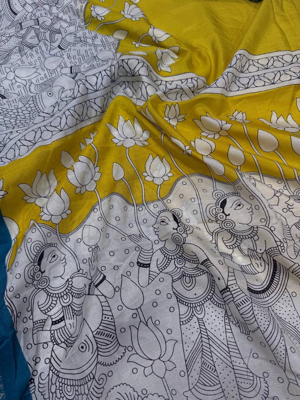 Lustrous Yellow Digital Printed Dola Silk Saree With Exemplary Blouse Piece