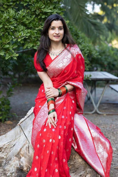 Load image into Gallery viewer, Nebula Red Cotton Silk Saree With Beguiling Blouse Piece
