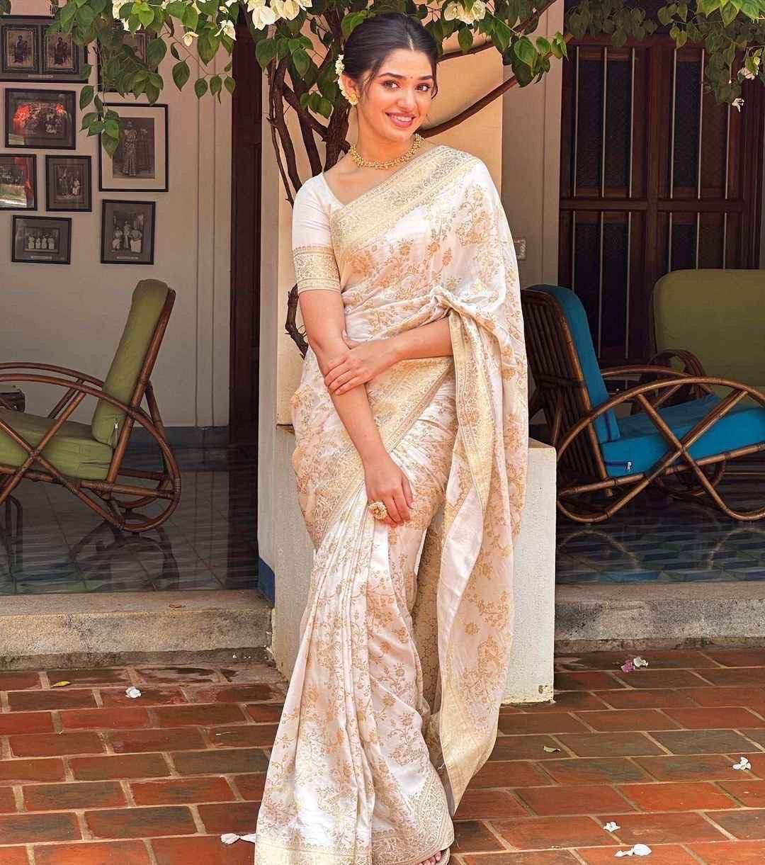 Lustrous Beige Soft Silk Saree With Panache Blouse Piece