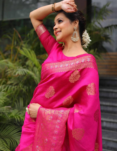 Admirable Dark Pink Soft Silk Saree With Dissemble Blouse Piece