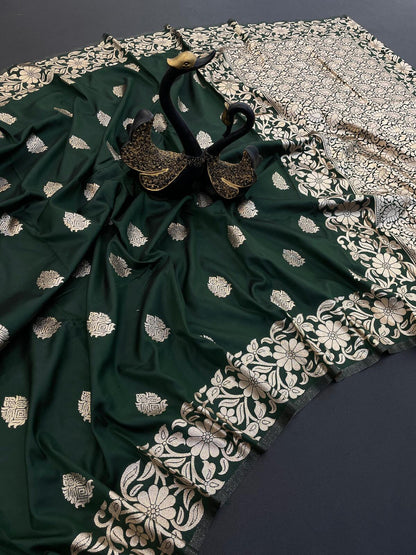 Radiant Dark Green Soft Banarasi Silk Saree With Exquisite Blouse Piece