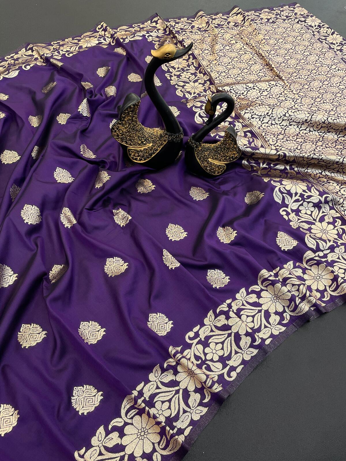 Gratifying Purple Soft Banarasi Silk Saree With Traditional Blouse Piece