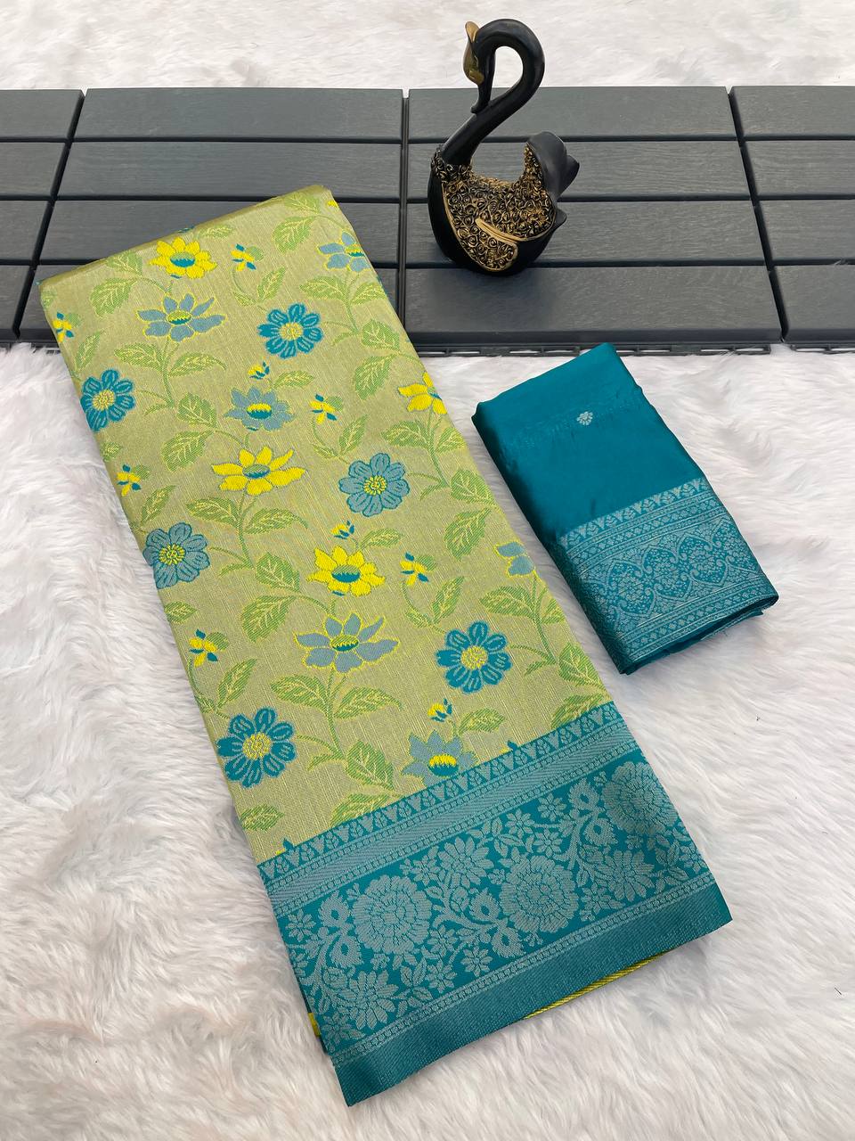 Elision Green Soft Banarasi Tissue Silk Saree With Traditional Blouse Piece