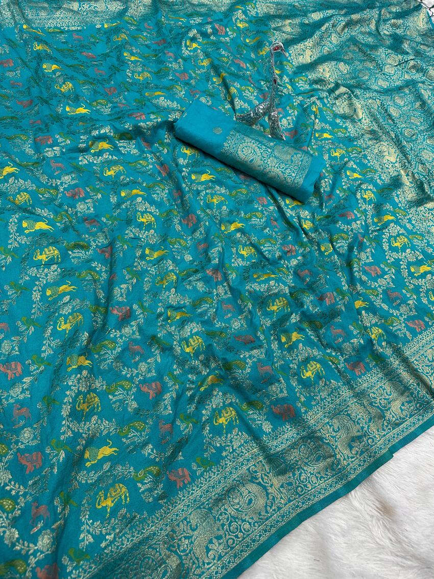 Demanding Sea Green Soft Banarasi Silk Saree With Radiant Blouse Piece