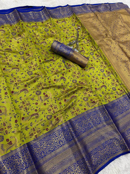 Seraphic Green Kanjivaram Silk Saree With Quixotic Blouse Piece