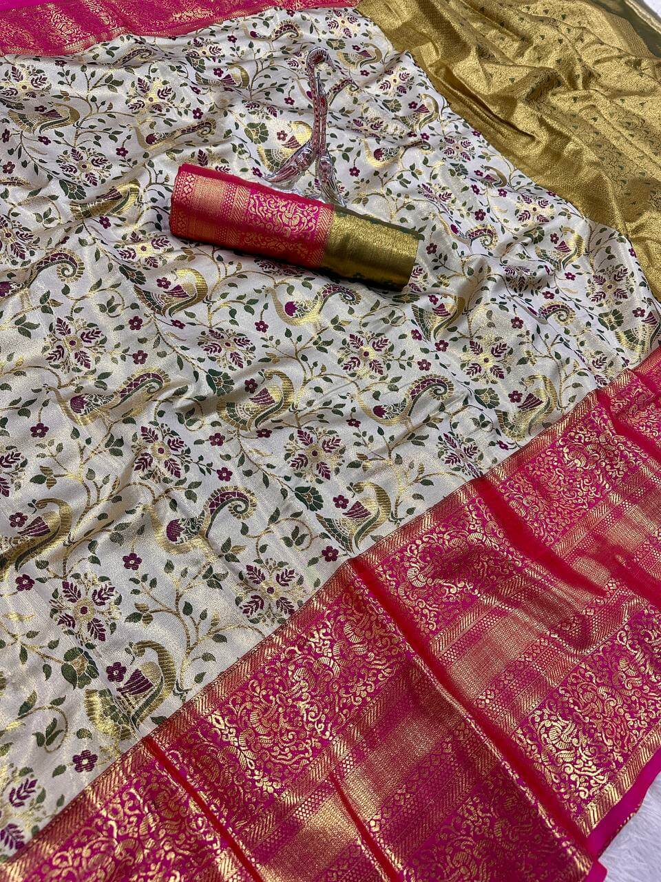 Whimsical Pista Kanjivaram Silk Saree With Charming Blouse Piece