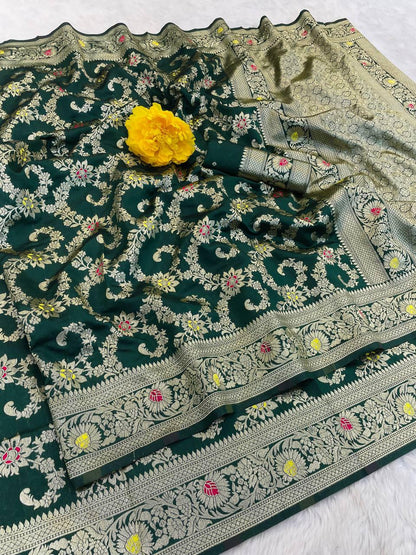 Blooming Dark Green Soft Banarasi Silk Saree With Captivating Blouse Piece