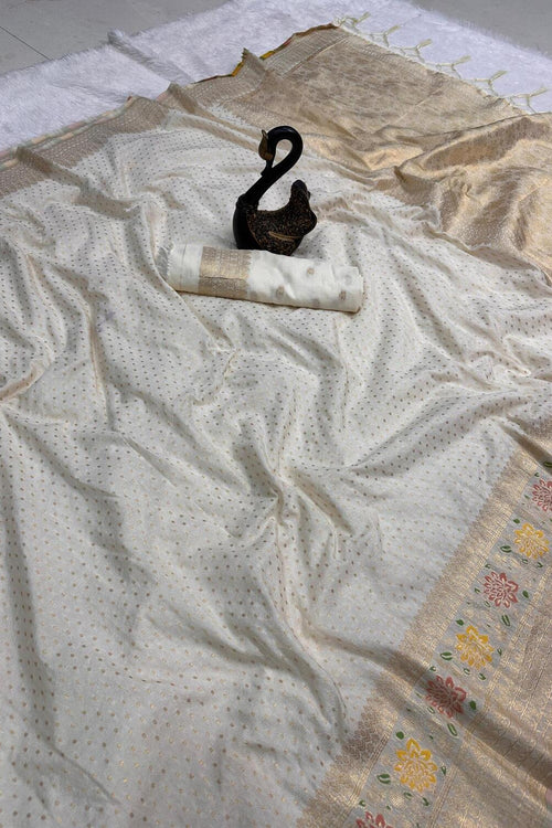 Load image into Gallery viewer, Beautiful Off White Soft Banarasi Silk Saree With Snazzy Blouse Piece
