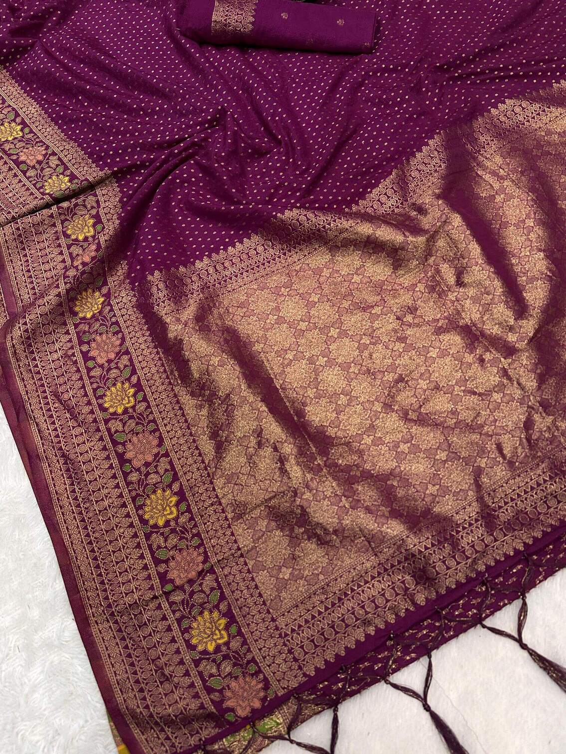 Beautiful Purple Soft Banarasi Silk Saree With Snazzy Blouse Piece