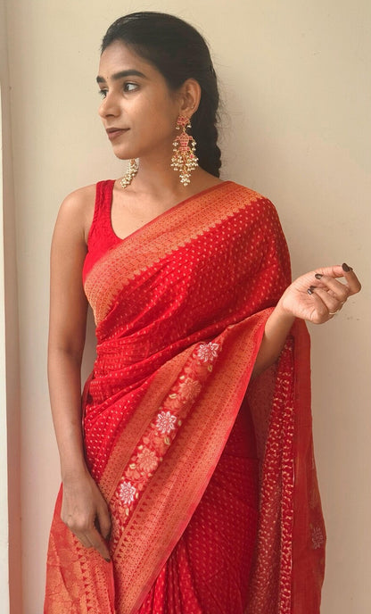 Beautiful Red Soft Banarasi Silk Saree With Snazzy Blouse Piece