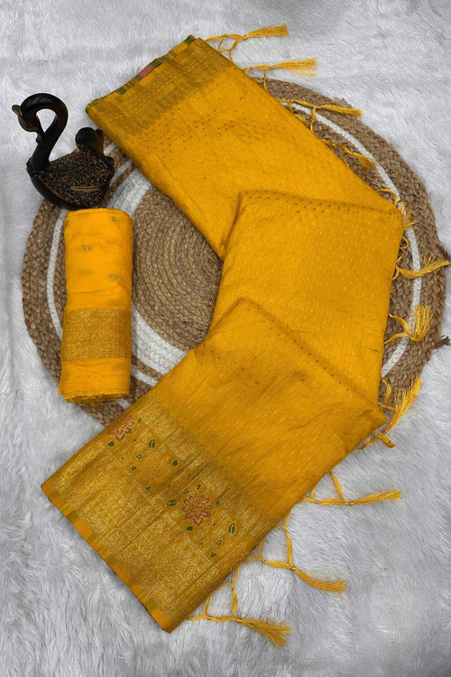 Load image into Gallery viewer, Beautiful Yellow Soft Banarasi Silk Saree With Snazzy Blouse Piece
