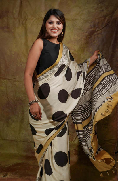 Engaging Beige Digital Printed Crape Silk Saree With Blooming Blouse Piece