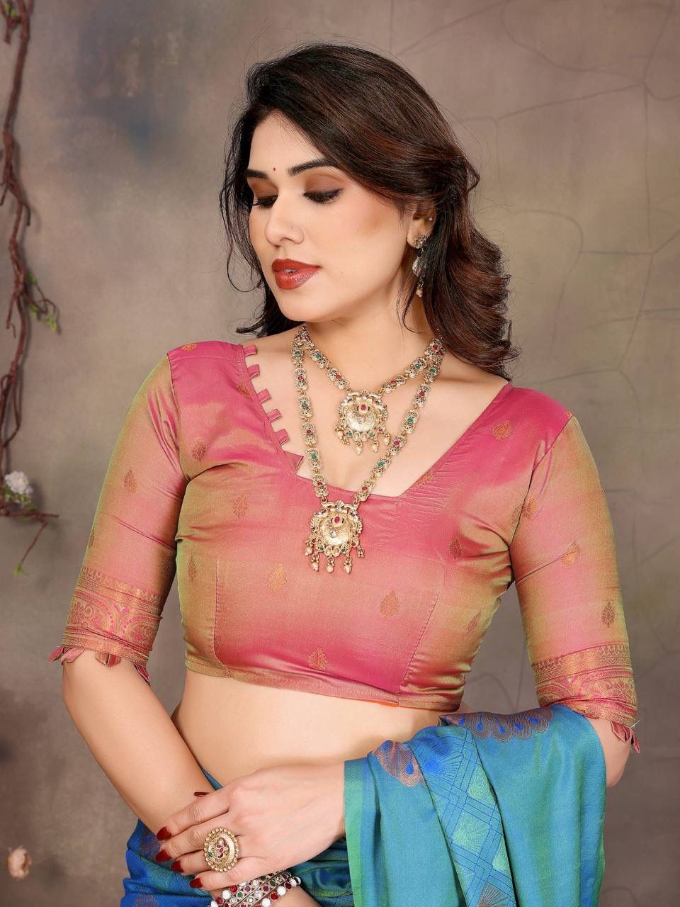 Devastating Blue Soft Banarasi Silk Saree With Majesty Blouse Piece