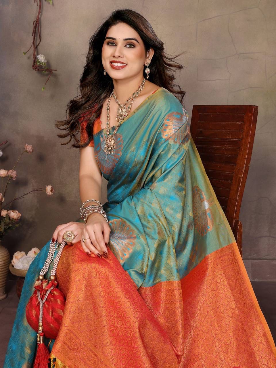 Extraordinary Rama Soft Banarasi Silk Saree With Angelic Blouse Piece