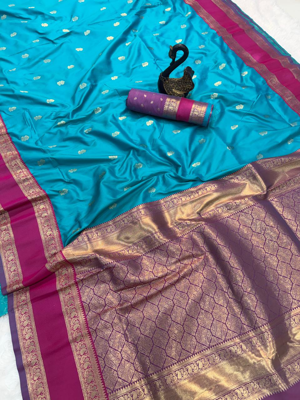 Lissome Firozi Soft Banarasi Kathpadar Silk Saree With Angelic Blouse Piece
