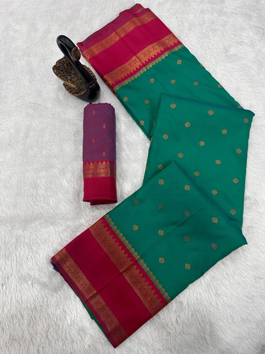 Exquisite Green Soft Banarasi Silk Saree With Amiable Blouse Piece