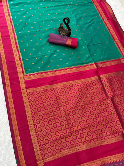 Exquisite Green Soft Banarasi Silk Saree With Amiable Blouse Piece