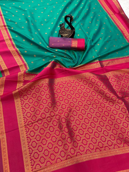 Exquisite Green Soft Banarasi Silk Saree With Amiable Blouse Piece