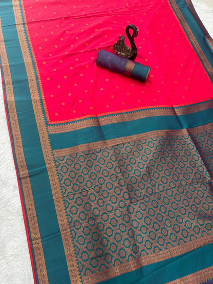 Gratifying Magenta Soft Banarasi Silk Saree With Prettiest Blouse Piece