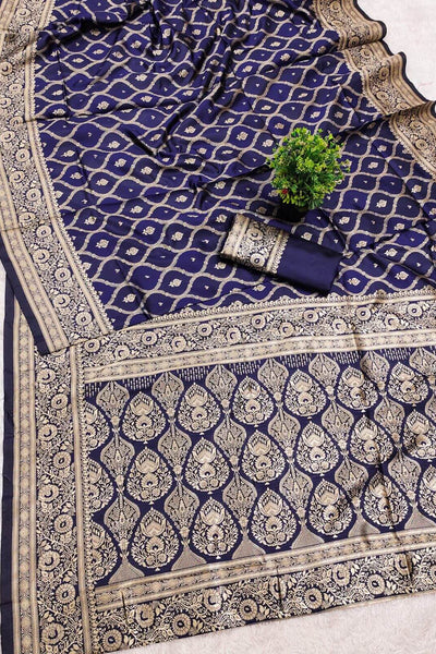 Desuetude Navy Blue Soft Silk Saree With Entrancing Blouse Piece