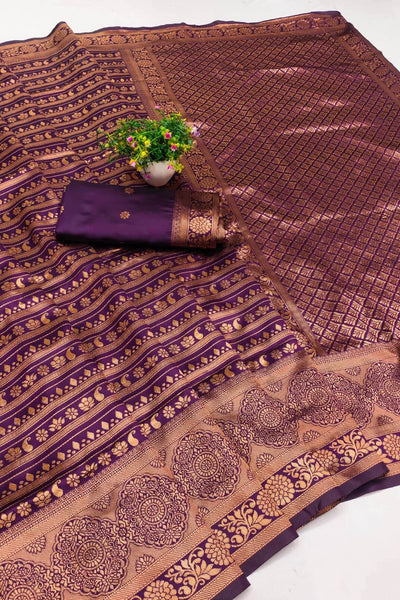 Amazing Purple Soft Silk Saree With Divine Blouse Piece
