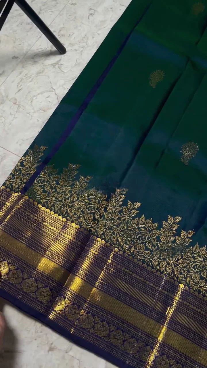 Quixotic Rama Soft Banarasi Silk Saree With Jazzy Blouse Piece