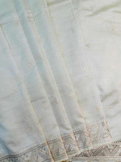 Delightful Off White Embroidery Work Tussar Silk Saree With Inimitable Blouse Piece