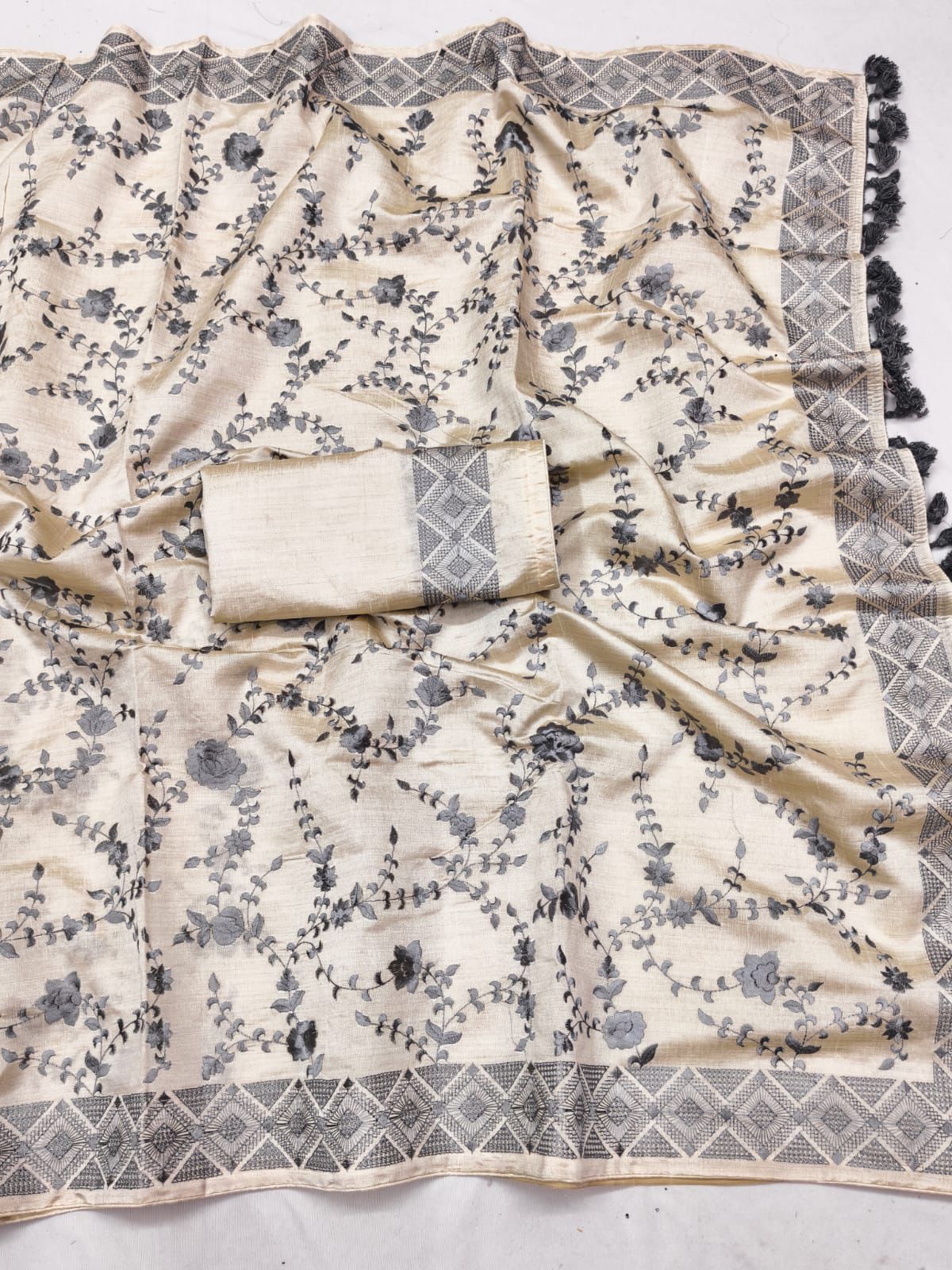 Ebullience Beige Embroidery Work Tussar Silk Saree With Artistic Blouse Piece