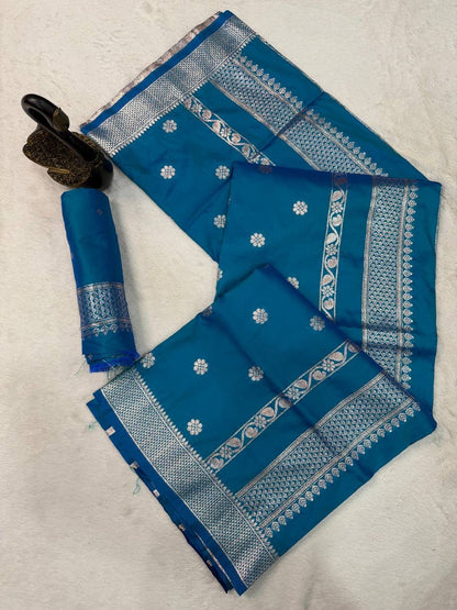 Ratatouille Rama Pure Zari Weaving Banarasi Silk Saree With Ethereal Blouse Piece